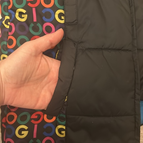 COOGI Puffer Vest - Picture 6 of 11